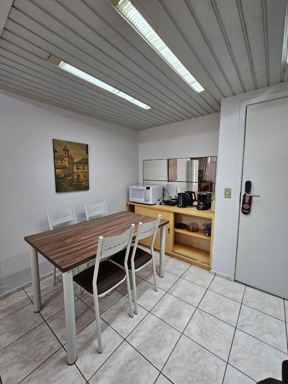 Ika Apart Hotel Brasilia Bagian luar foto